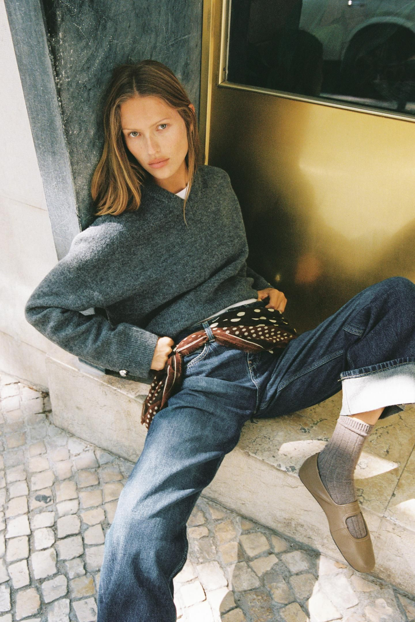 Jersey gris de Zara.