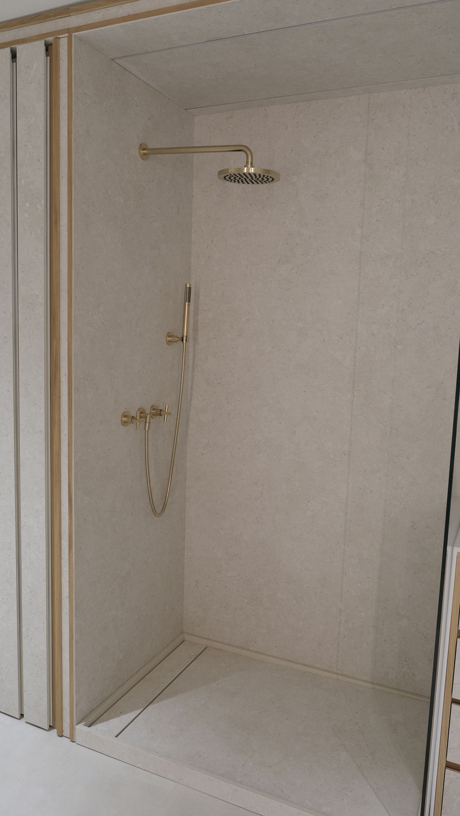 Cosentino City llega al Paseo de Almería , en imágenes