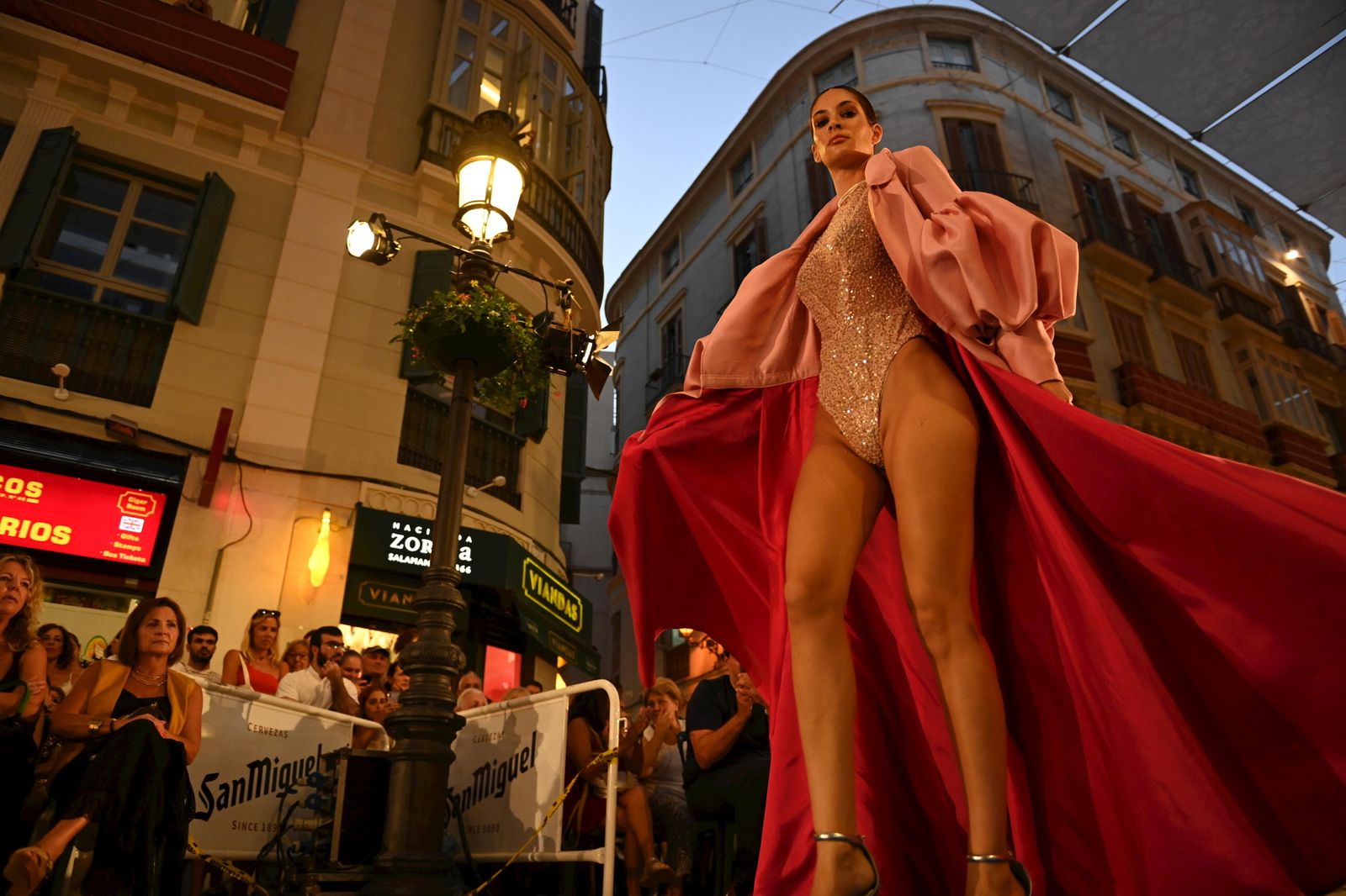 Segunda jornada de desfiles en calle Larios.