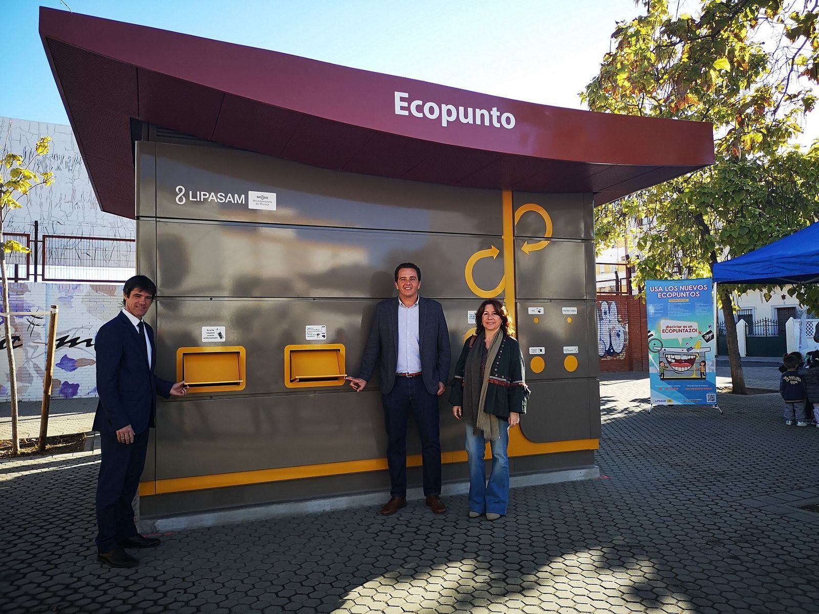 Instalados los ecopuntos de San Jerónimo y Huerta del Perejil, financiados a través del programa europeo Edusi.