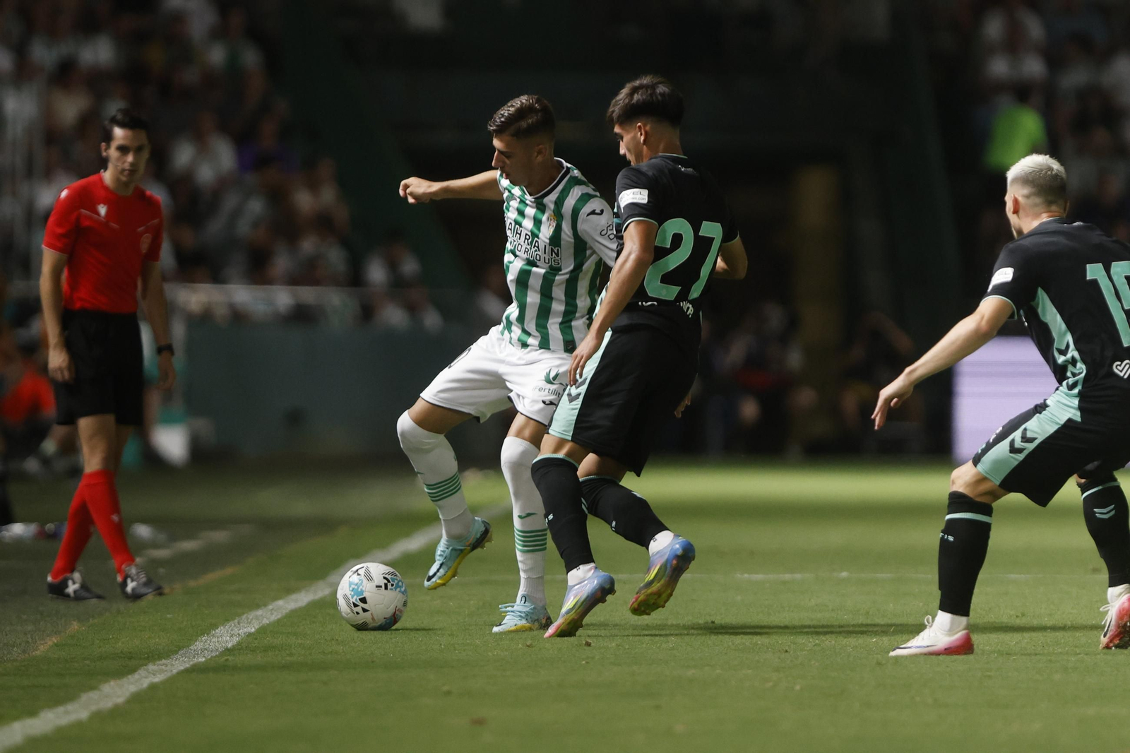 Las mejores fotos del partido en El Arcángel entre el Córdoba CF y el Real Betis