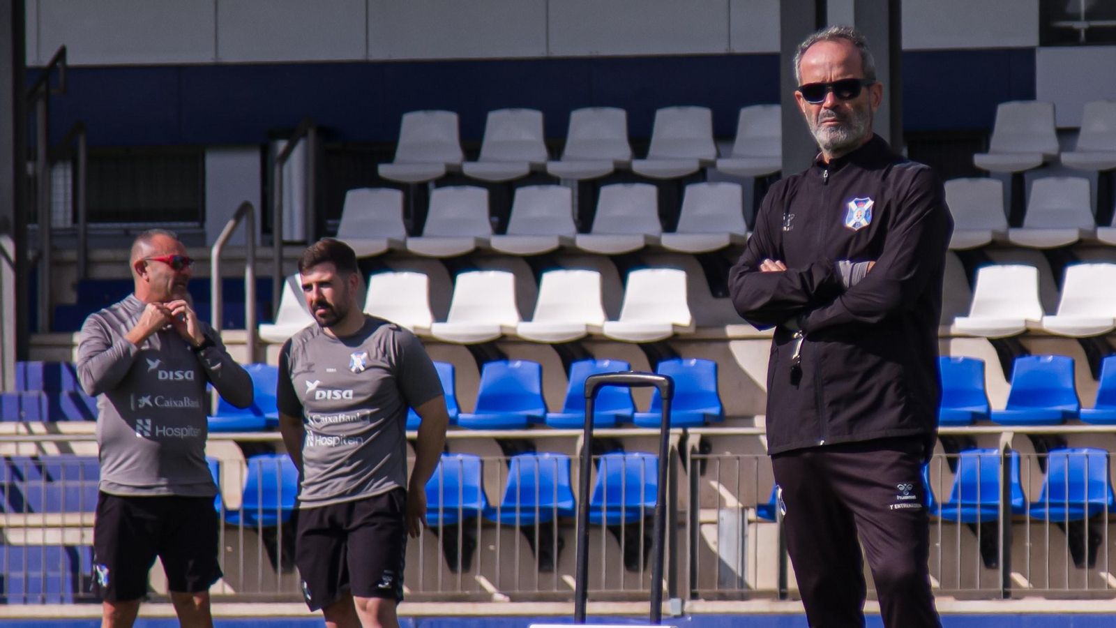 Álvaro Cervera, en un entrenamiento del Tenerife. Álvaro Cervera, en un entrenamiento del Tenerife.