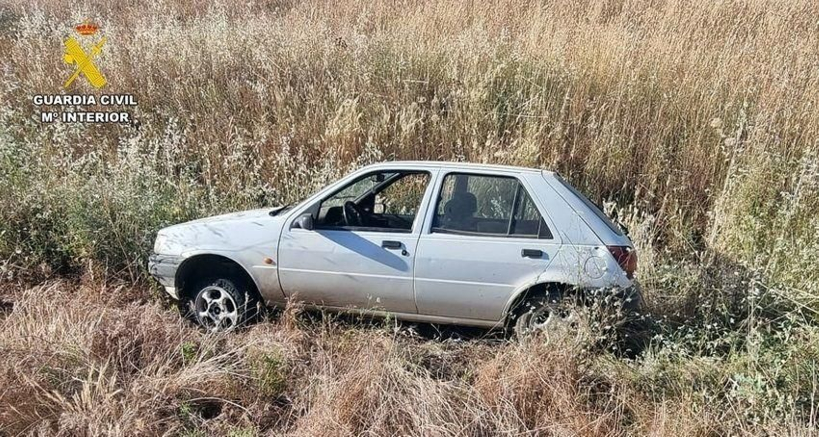 Investigan si causó incendios en dos casas y en un coche de su familia en Zafarraya