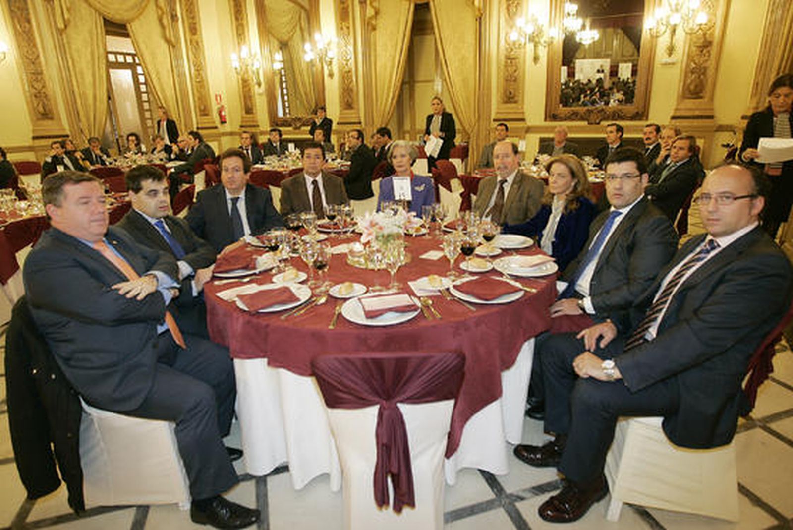 Lucas Grande, Alberto Barguiela, Pedro Antonio Mateos, Pedro Navarro, Concha Ramírez, Luis Javier Guada, María Carrasco, Jesús León López y Francisco Cubero.

Foto: José Martínez y Barrionuevo