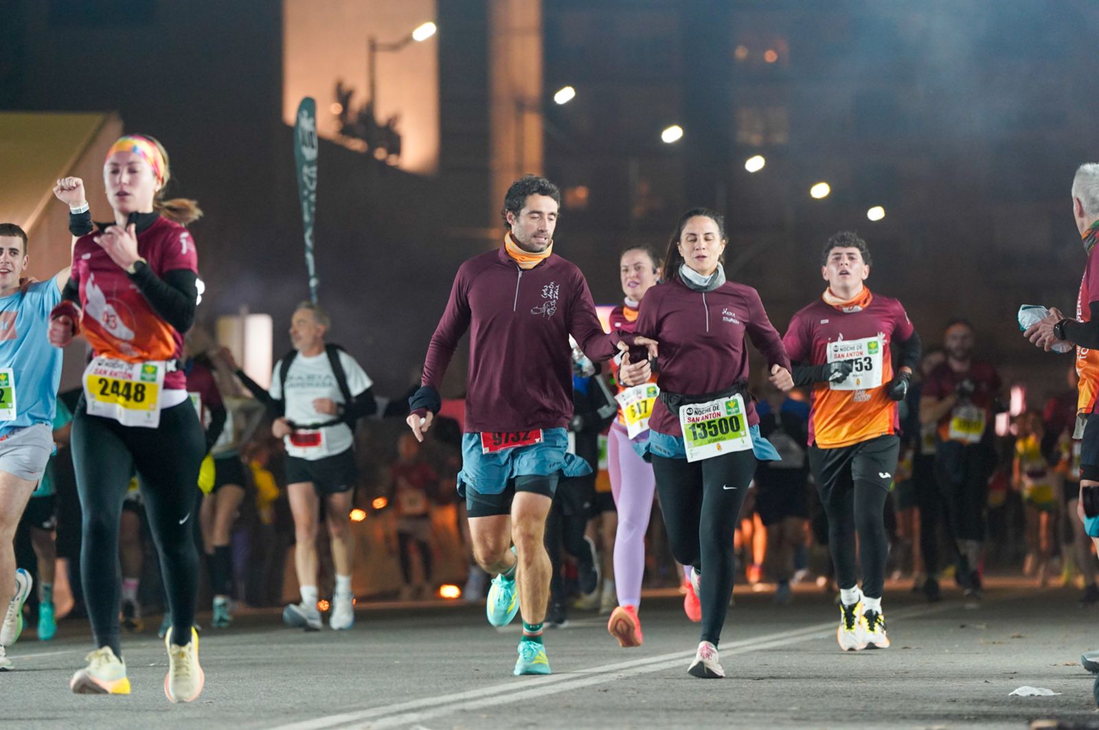 En imágenes: búscate en tu llegada a meta de la Carrera de San Antón 2026 (12)