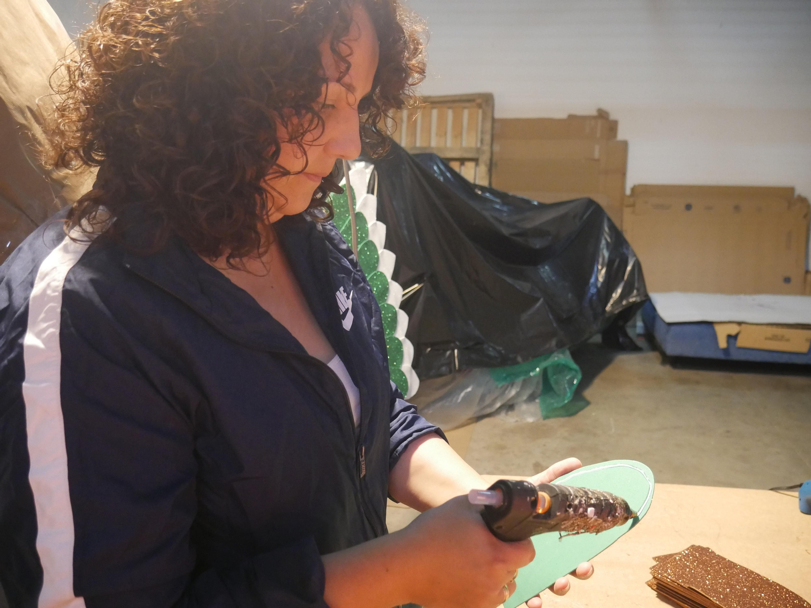 Imágenes de la elaboración de las carrozas tradicionales de Canjáyar