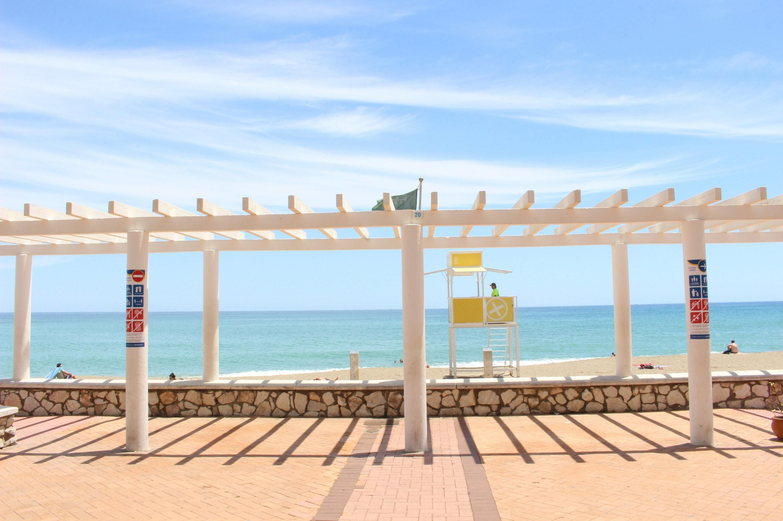 Fotos de la desescalada: Fuengirola ya disfruta del sol y la playa en la fase 2