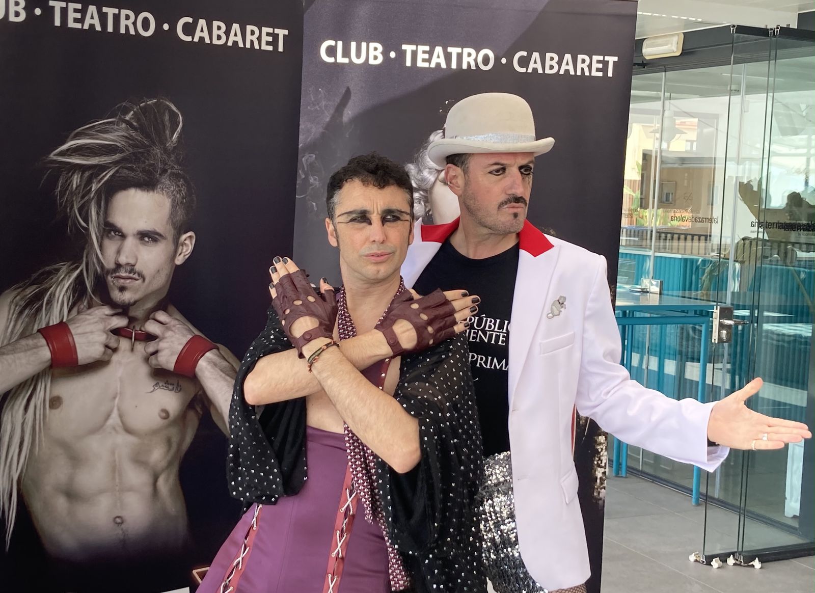 Los artistas Canco Rodríguez y Álex  O'Dogherty en la presentación de show en Málaga.