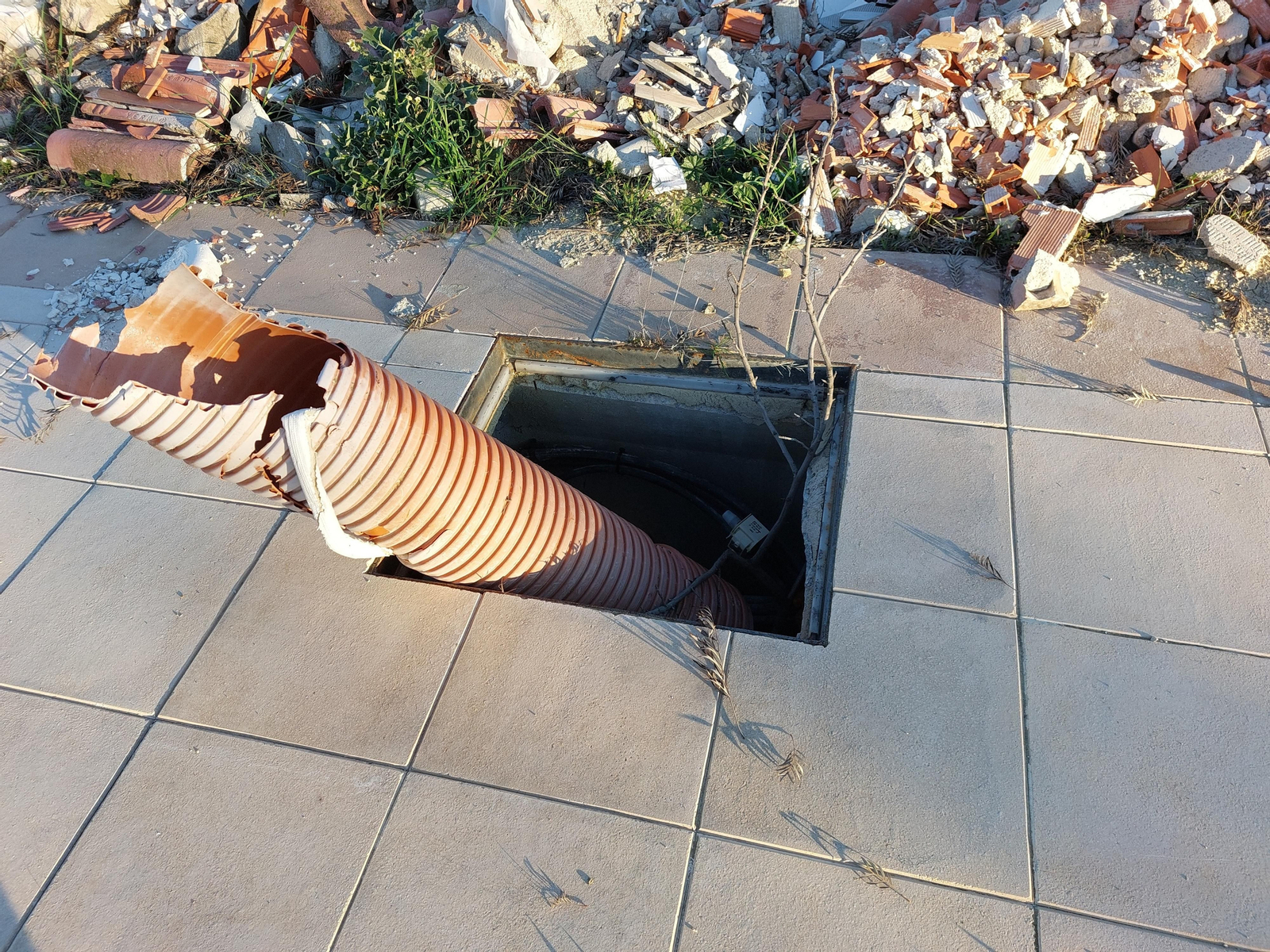 Inmediaciones del Jaén Plaza.