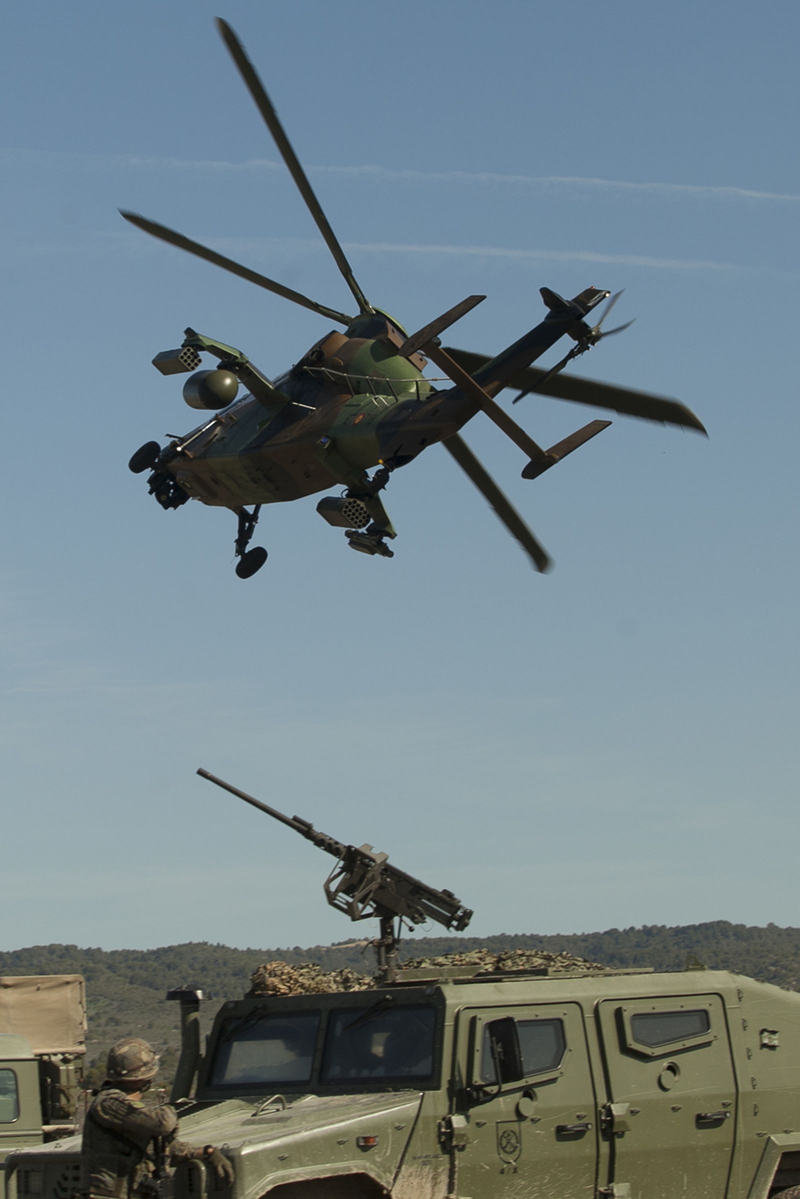 De maniobras con la Legión