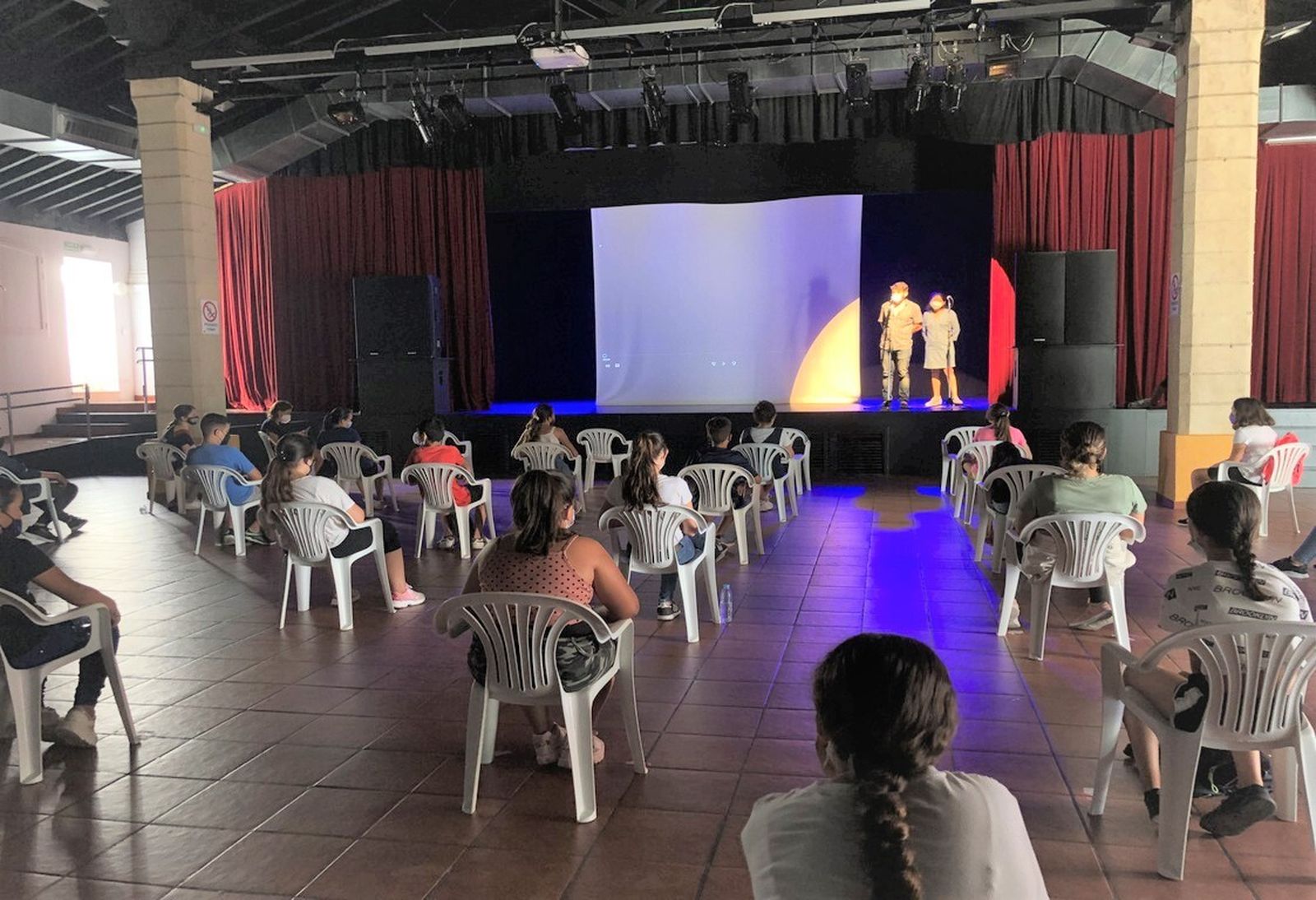 El CEIP Luis Vives presenta en Sala Paúl la proyección del documental coeducativo 'Dar la nota'