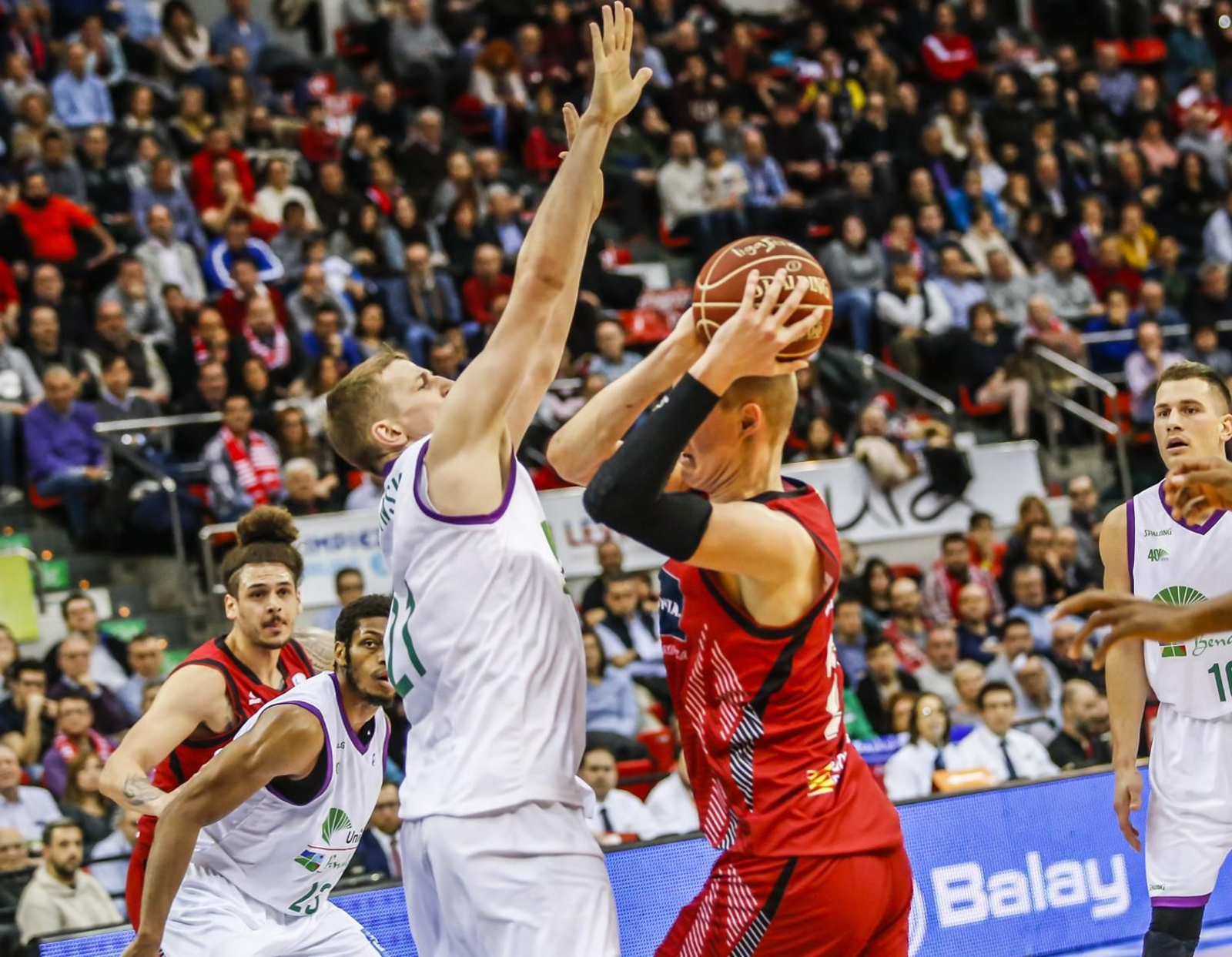 Los cinco años de Adam Waczynski en el Unicaja, en fotos