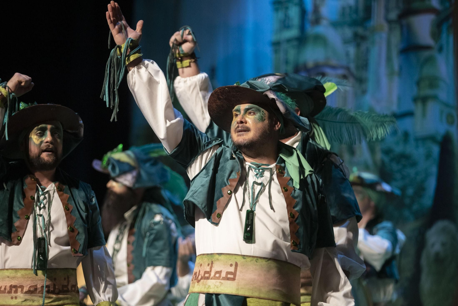 Imágenes de la actuación de la comparsa de Sevilla 'Ciudad Esmeralda' en el Carnaval Colombino
