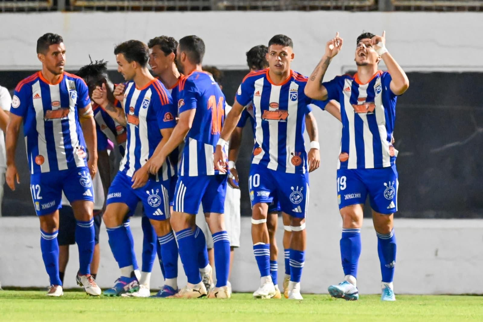 Imágenes del Xerez CD-Sevilla Atlético en Arcos