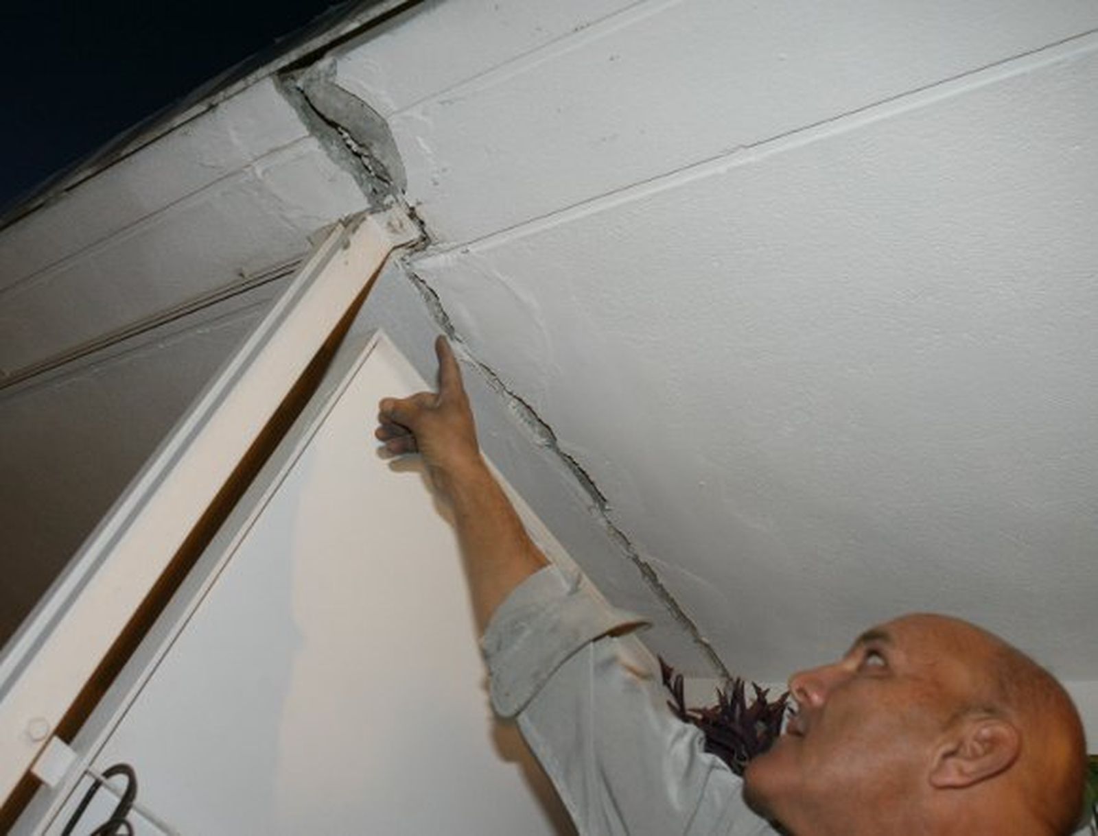 El edificio de Ronda Triana se ha movido 14 milímetros en seis meses