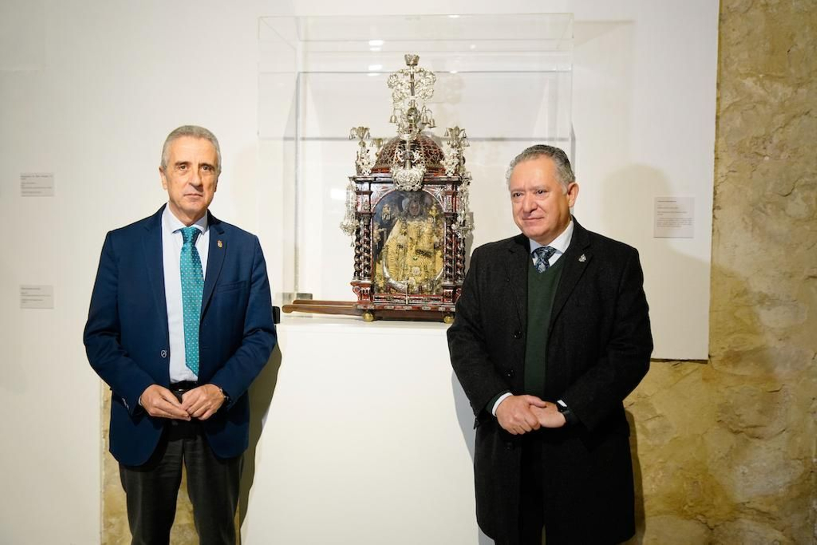 'Araceli en el arte', la exposición por el aniversario de la coronación canónica de la patrona de Lucena, en imágenes