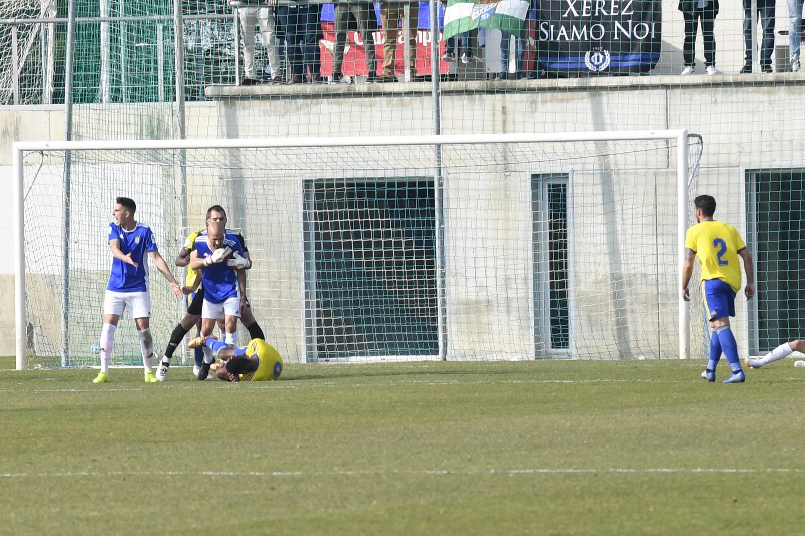 Imágenes del Cádiz B-Xerez CD (0-0)