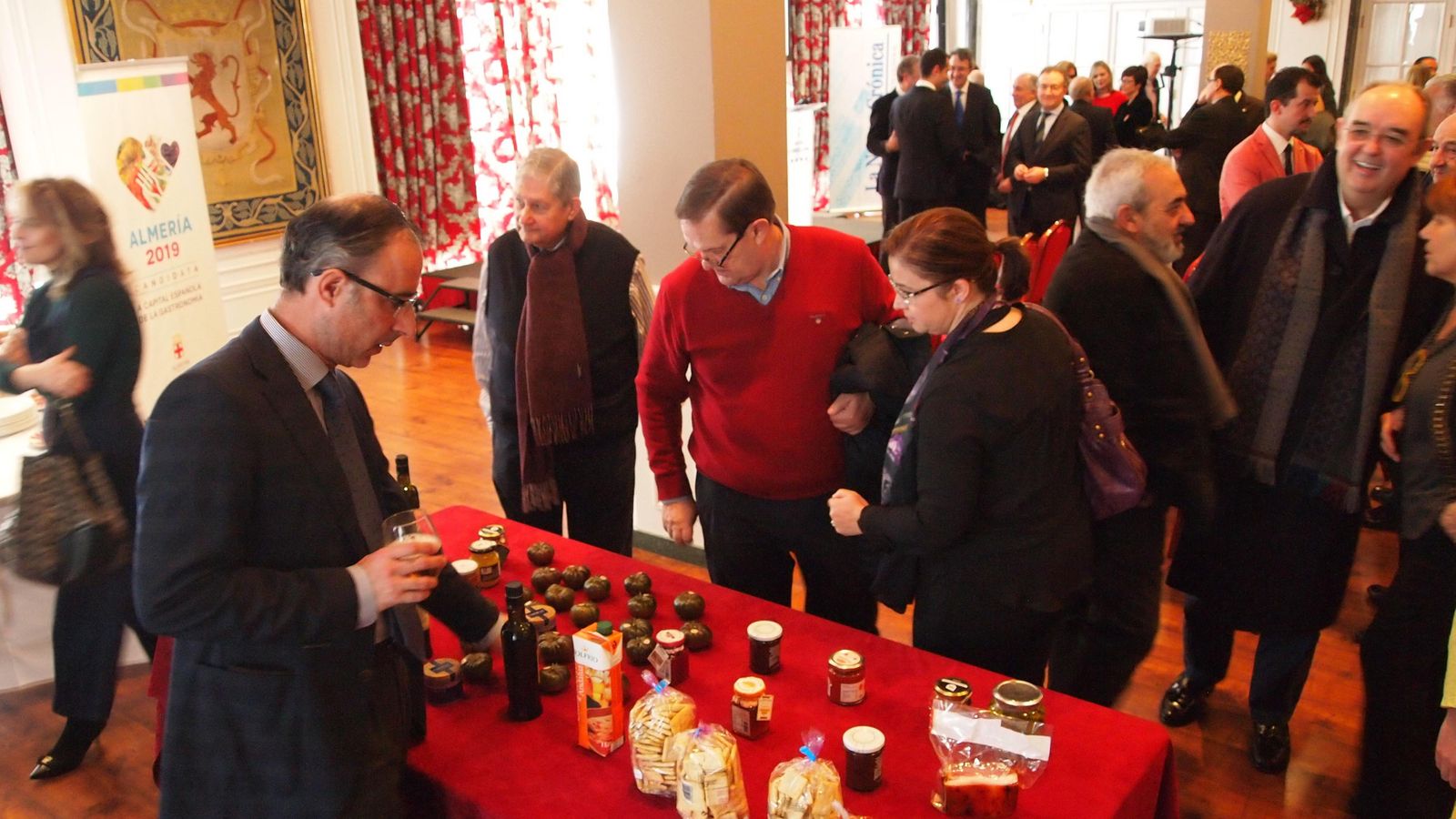 Degustación de productos almerienses en su maridaje con los de León