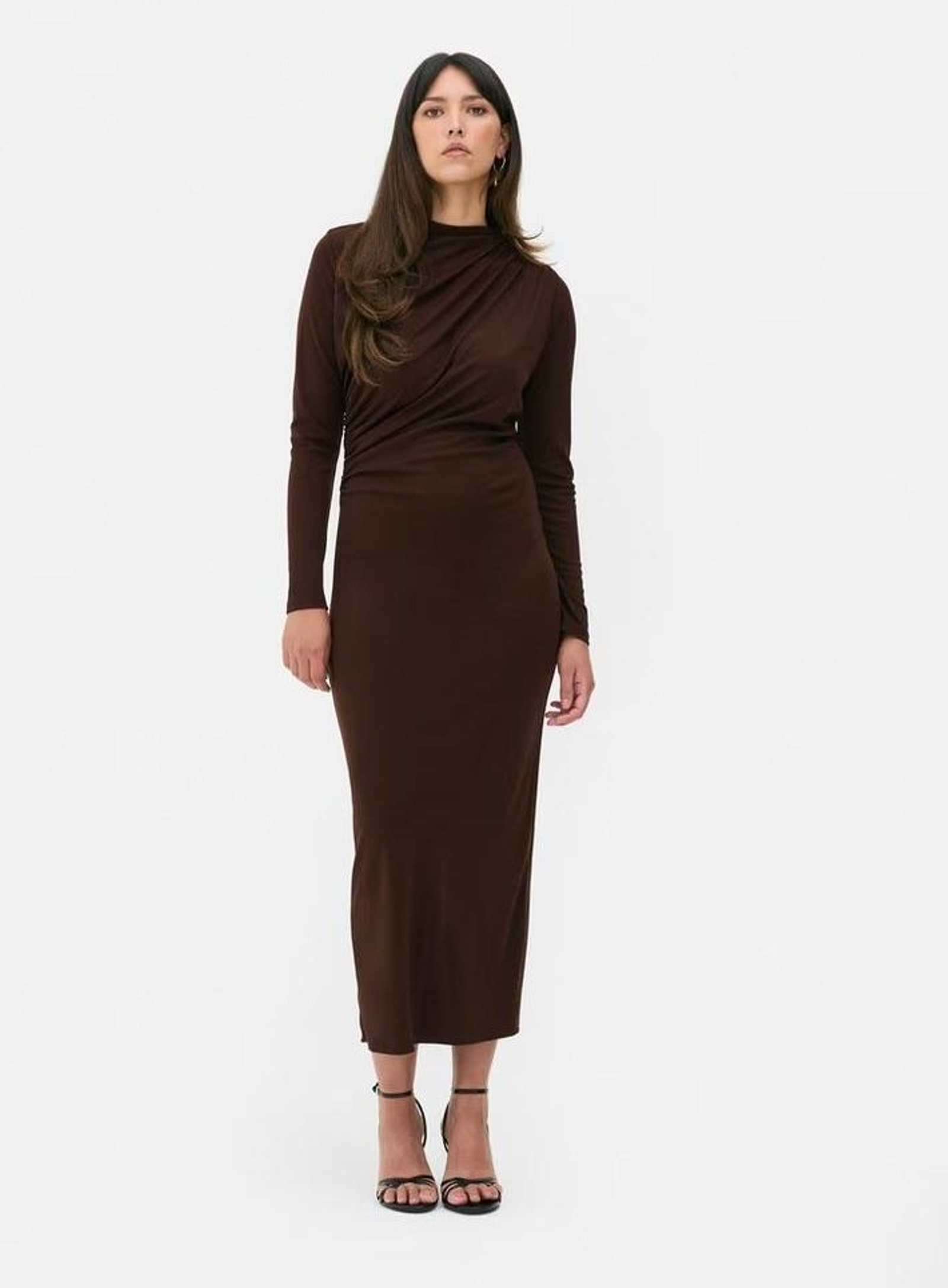 Vestido de invitada de Primark.