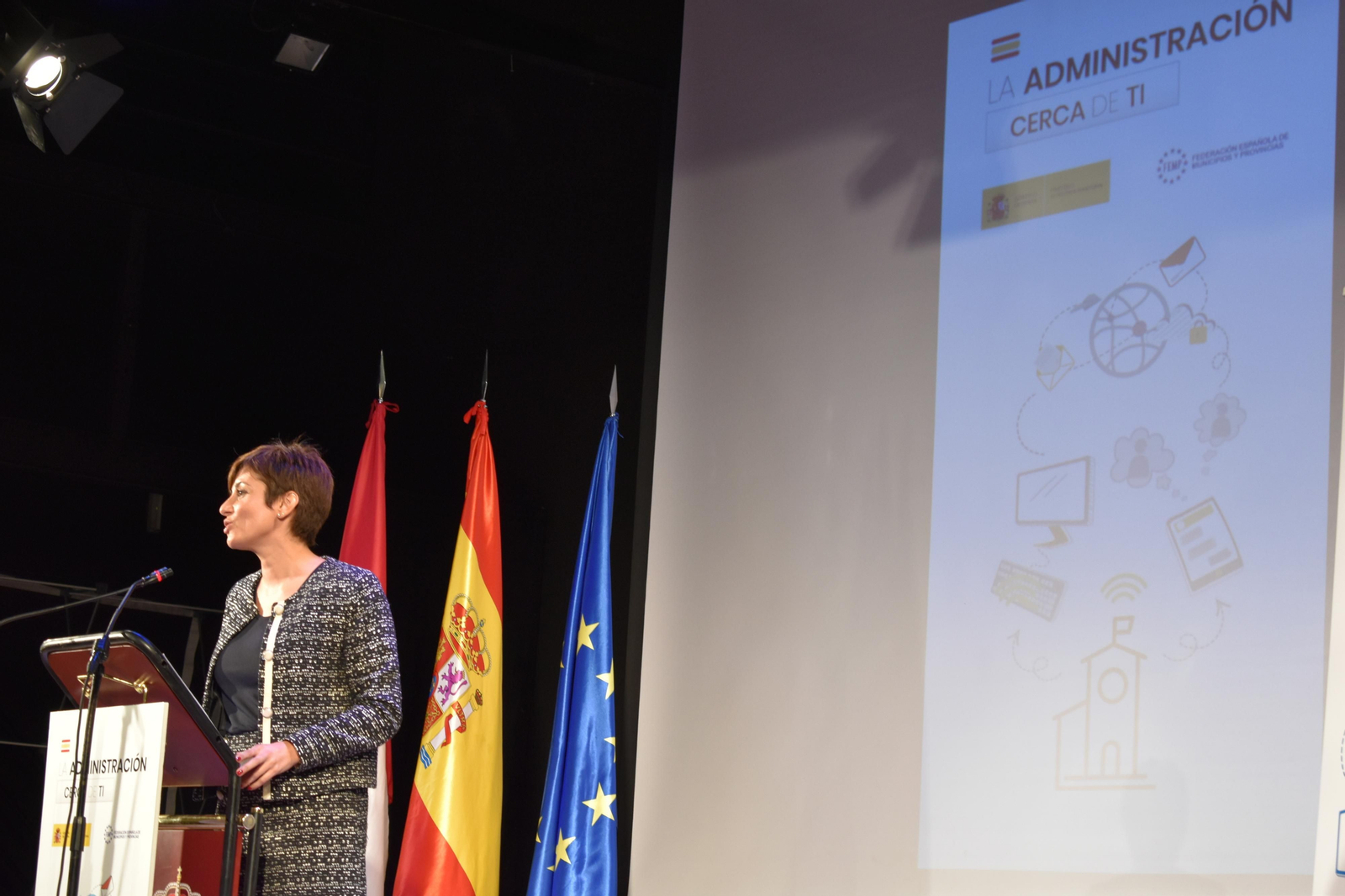 La ministra y portavoz del Gobierno,  Isabel Rodríguez, en la presentación del plan 'La Administración cerca de ti' para agilizar trámites en municpios pequeño