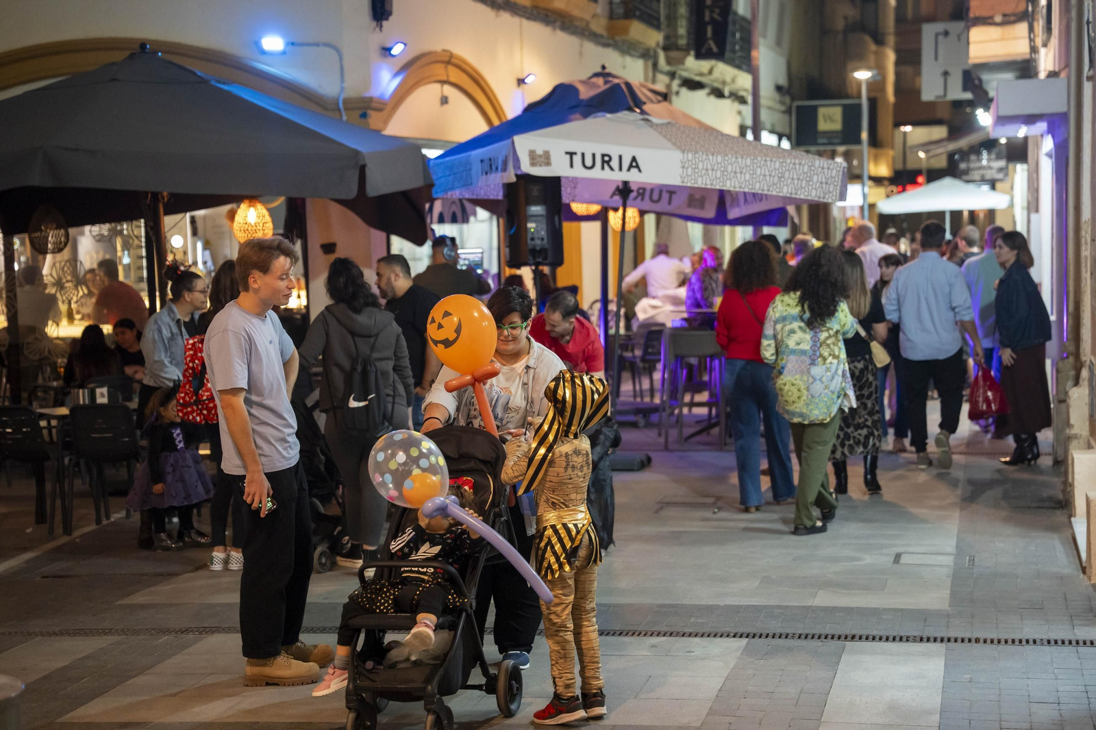 Las mejores imágenes de la noche en negro de Almería