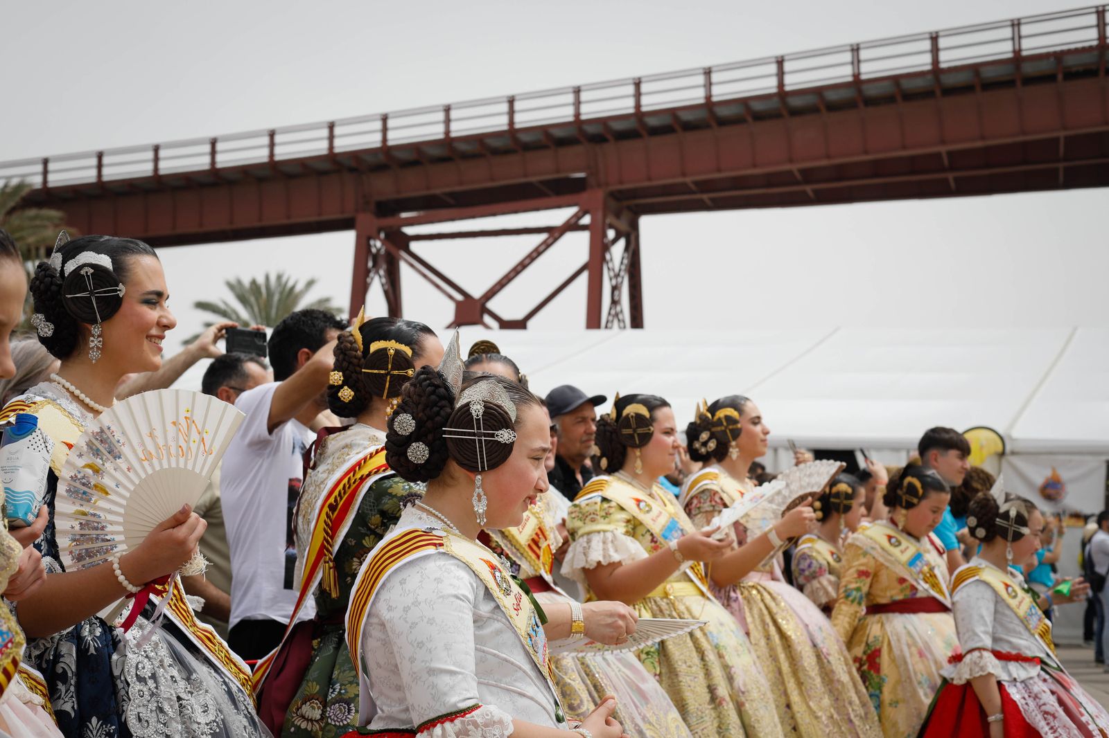 Las mejores imágenes de la "Globotá" en las fallas de Almería