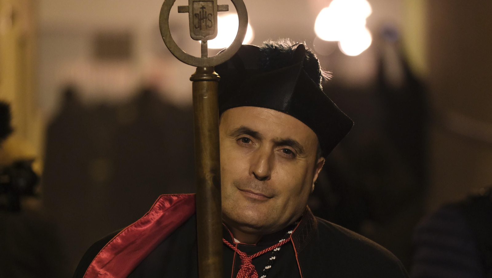 Procesión del Perdón en Almería, en imágenes