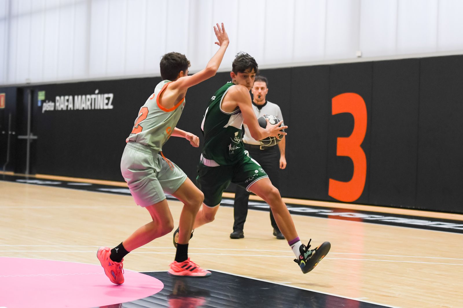 Las fotos del debut del Unicaja en la fase previa de la Minicopa