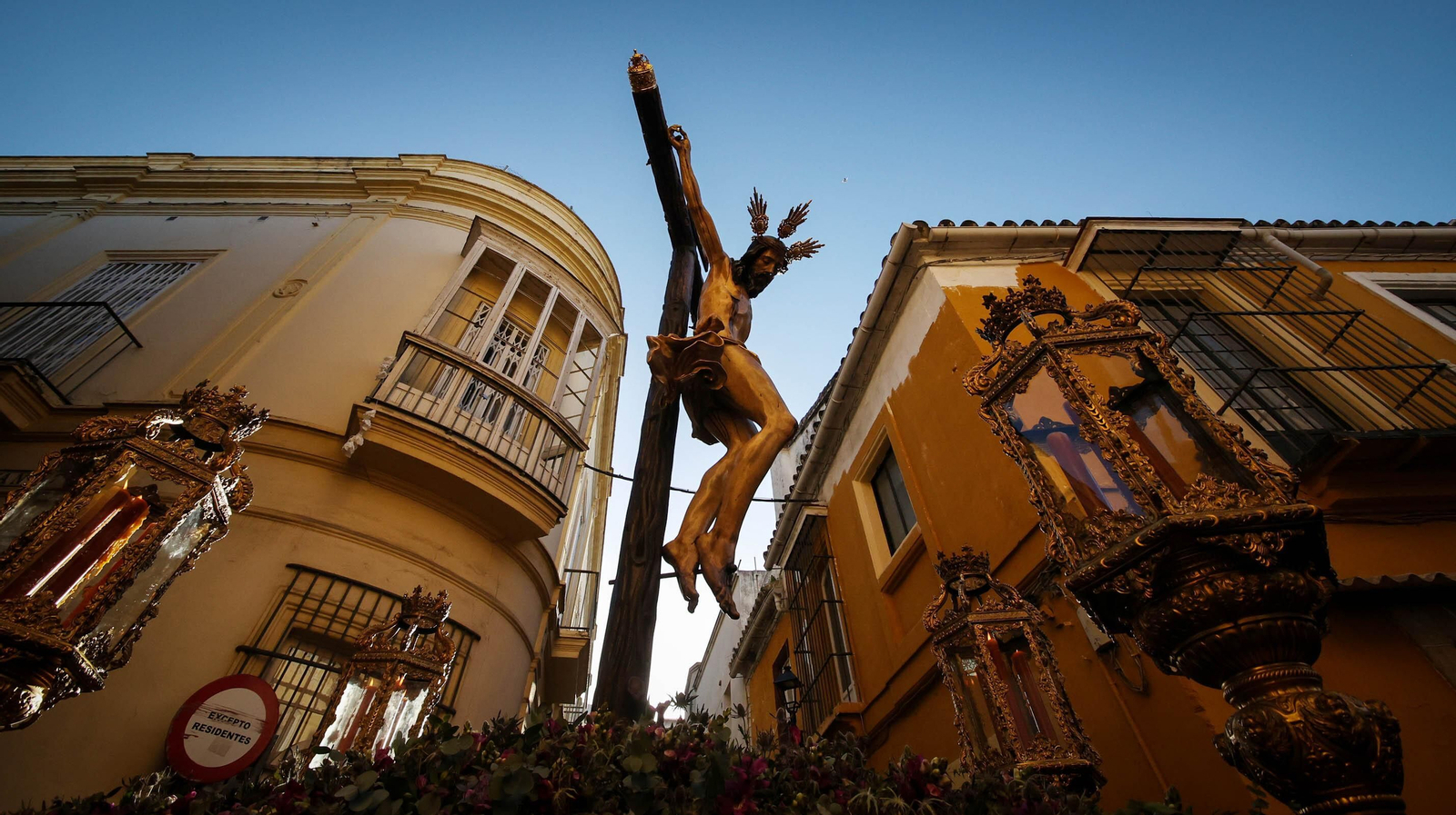 Imagen del pasado Vía Crucis celebrado por las calles el pasado Sábado de Pasión de 2023.