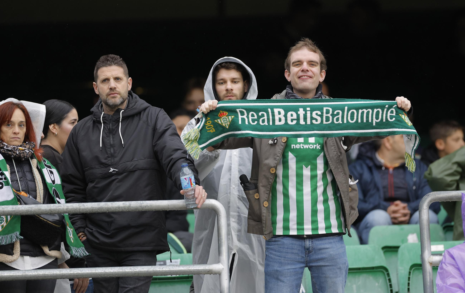 Búscate en las fotos del Betis - Las Palmas