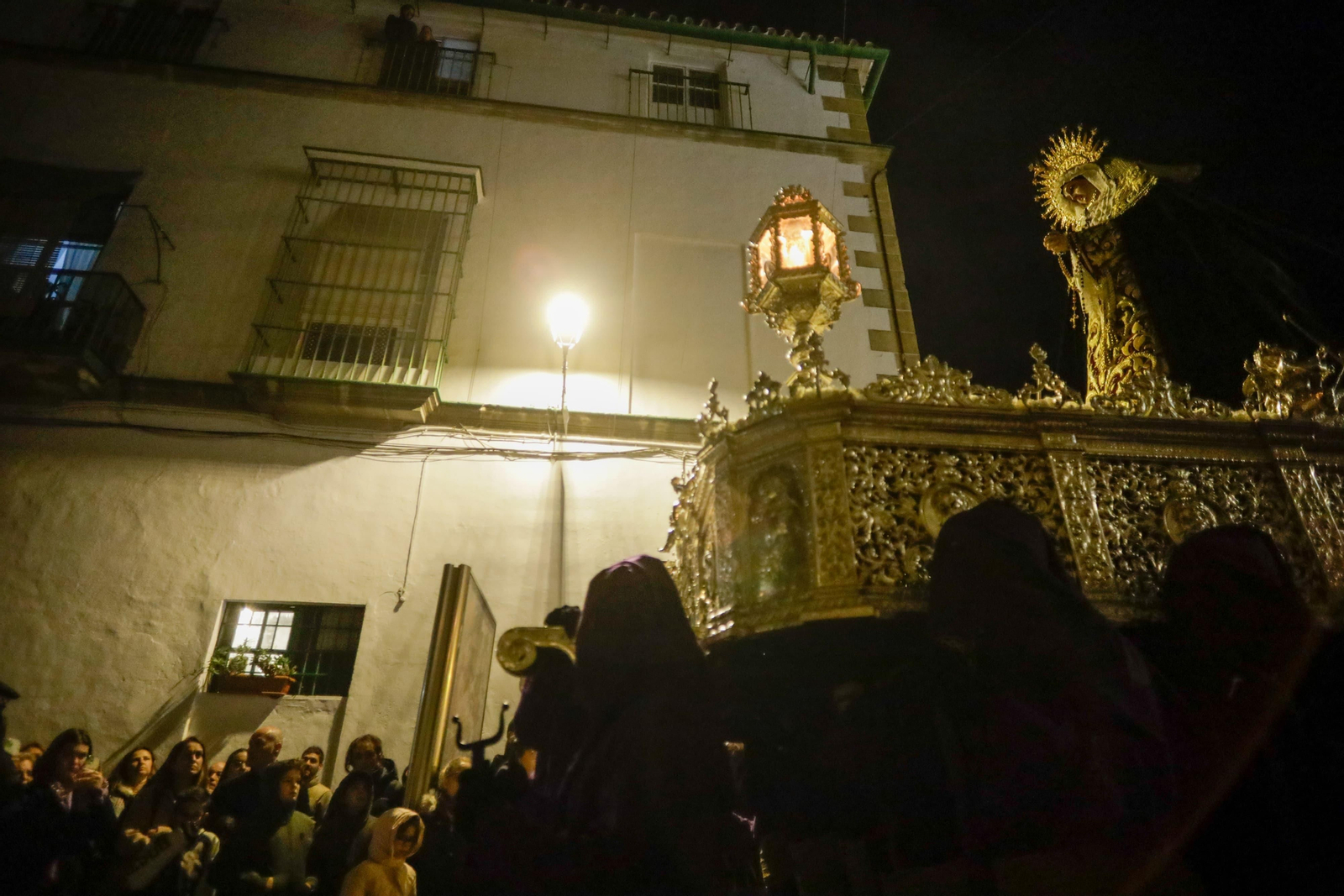 Las imágenes de la Semana Santa 2024 en El Puerto: Dolor y Sacrificio
