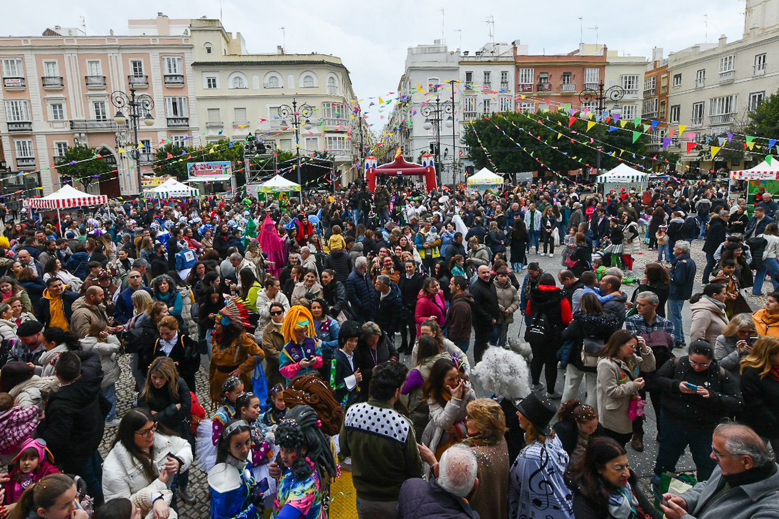 Búscate en el pregón infantil del Carnaval de Cádiz