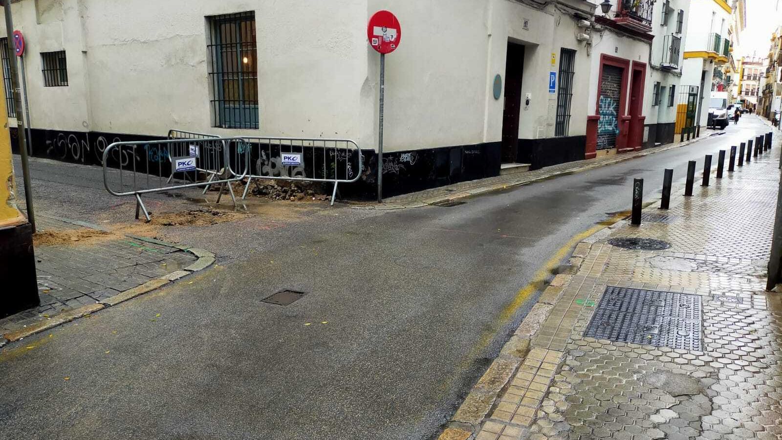 La esquina de Dormitorio con Alhóndiga.