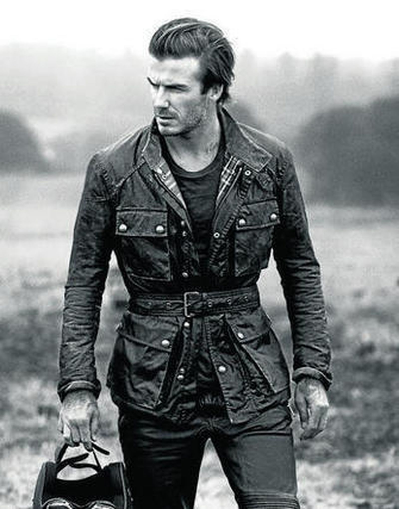 El británico ha debutado como diseñador de la mano de Belstaff.