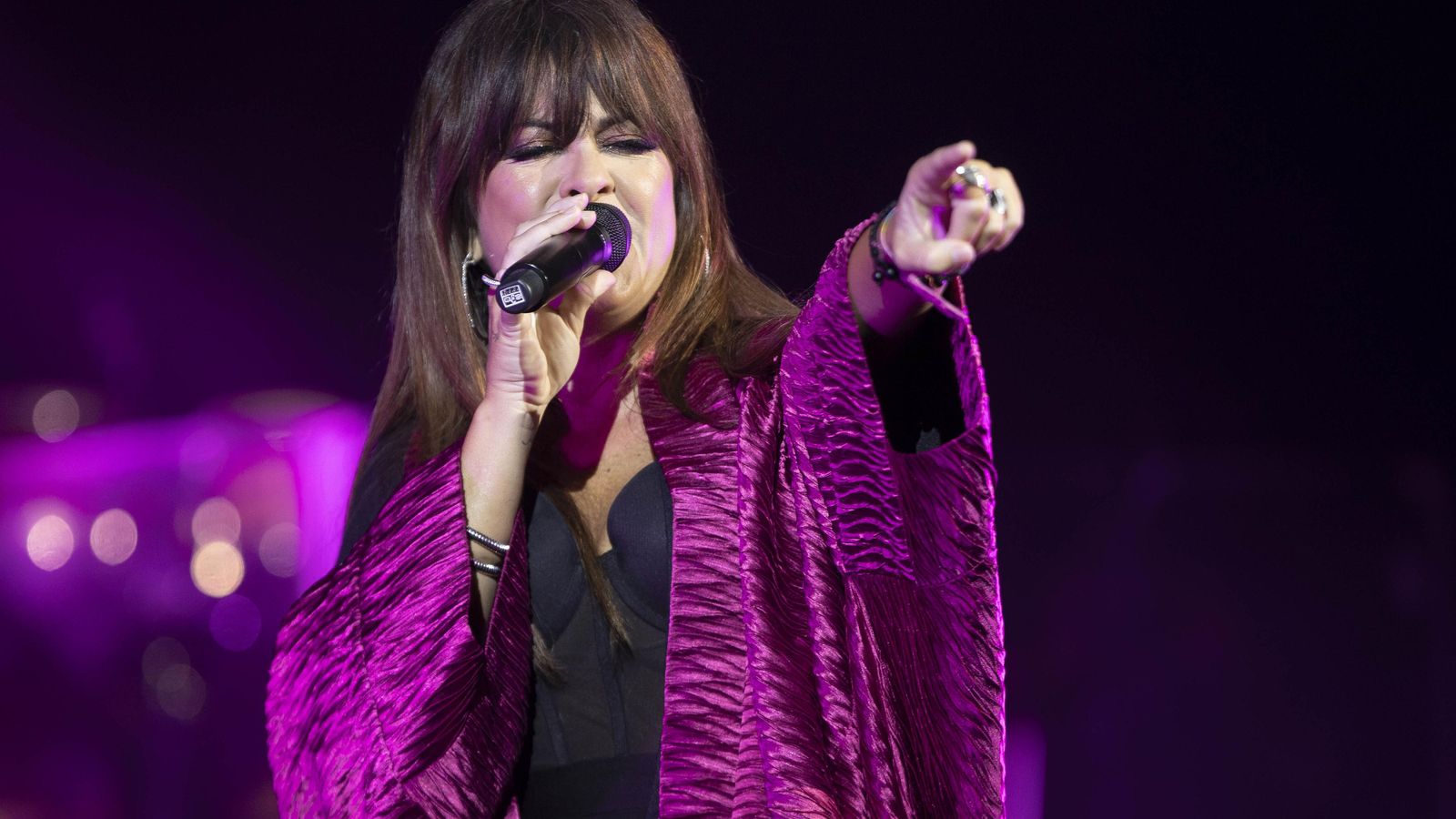 Te invitamos con ICÓNICA Sevilla Fest al concierto de Vanesa Martín en Las Setas