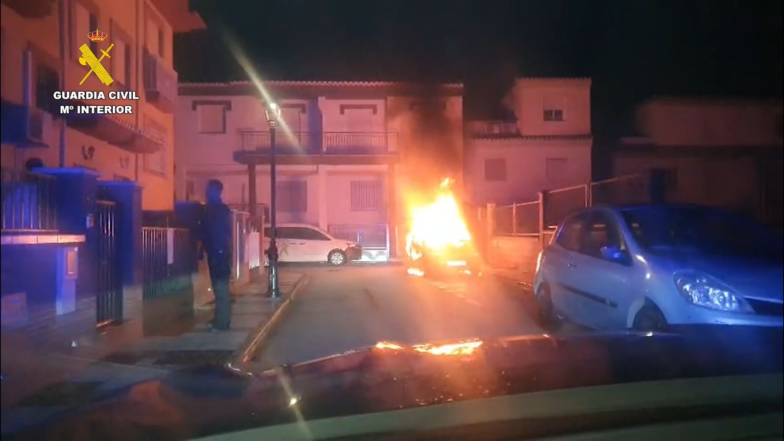 Incendio de un coche en Atarfe