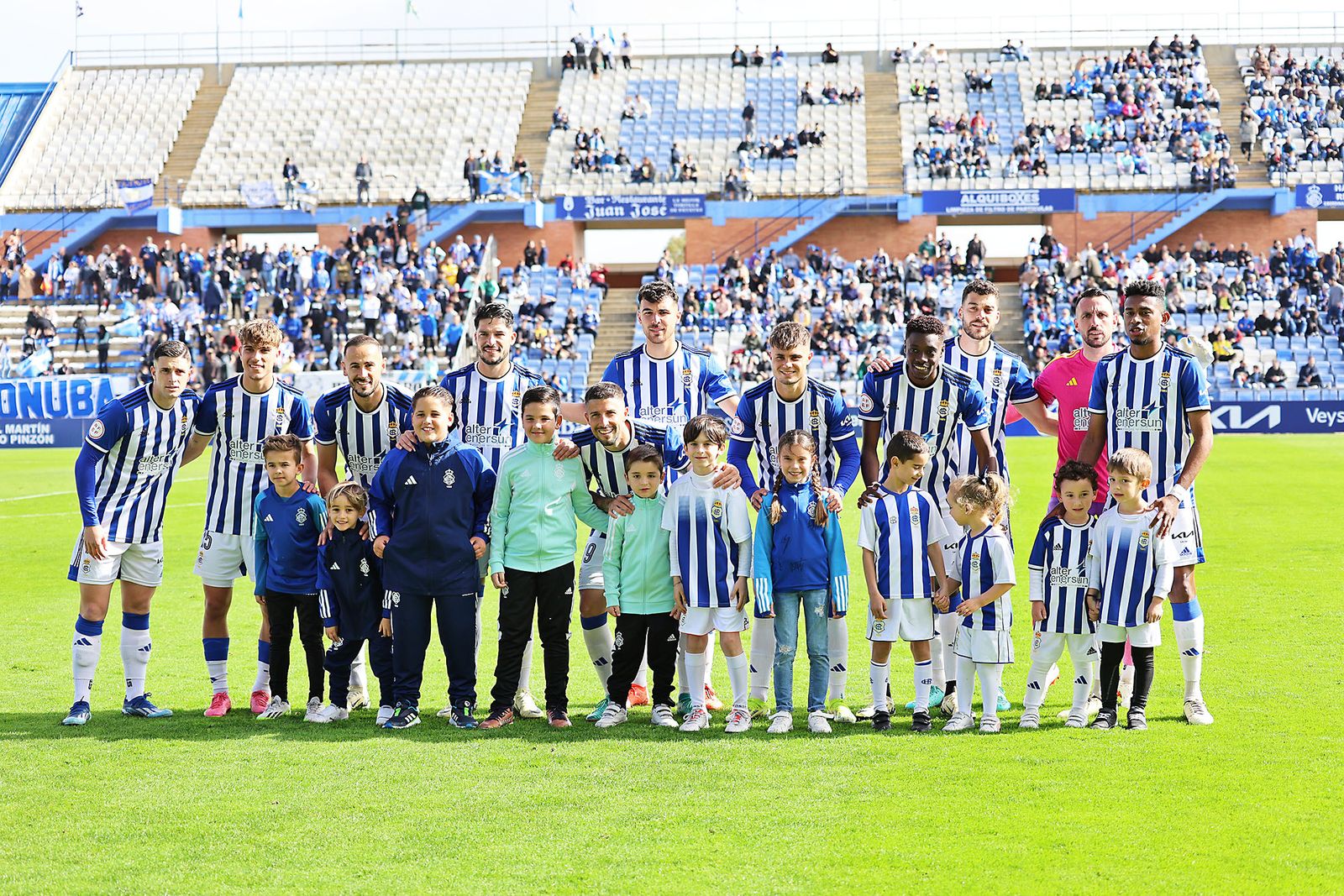 Imágenes del encuentro entre el Recreativo de Huelva y la AD Ceuta FC