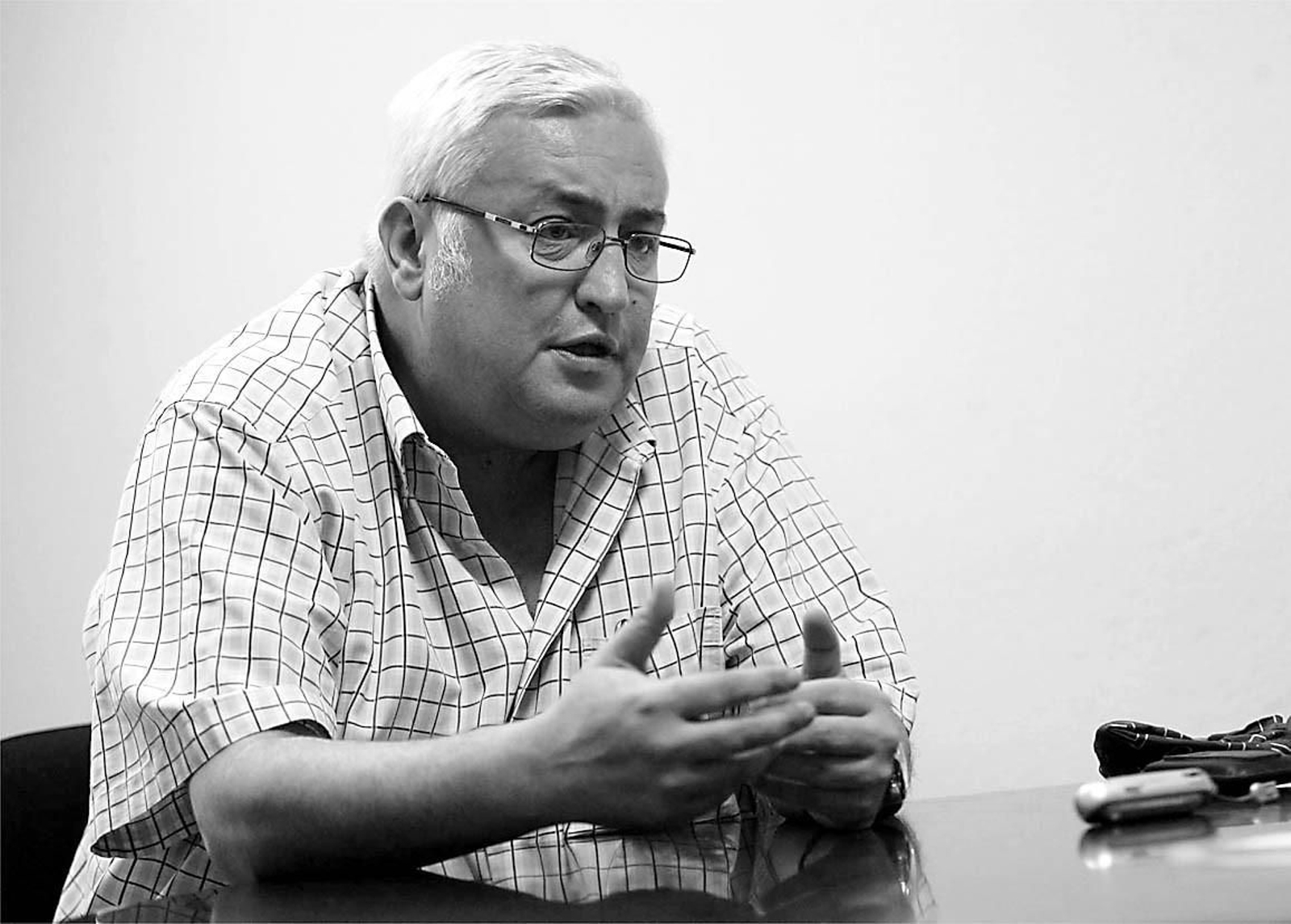 Luis Alonso Jiménez en su despacho del hospital cuando llegó a Cádiz en julio de 2008.