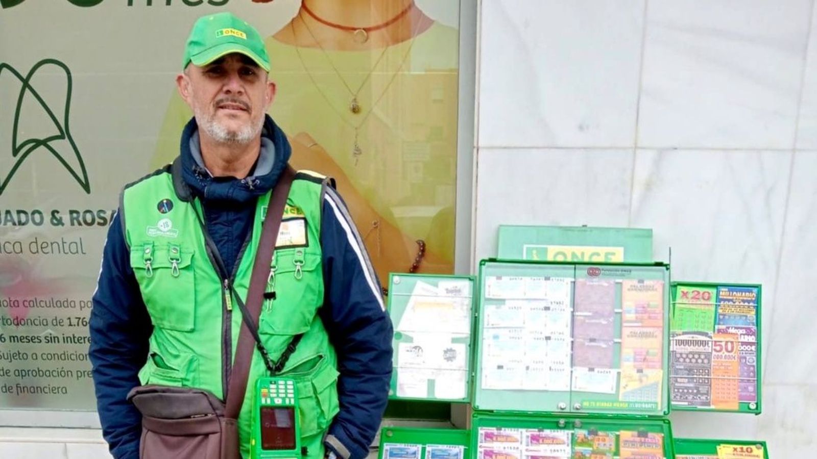 José Manuel Tejero ha repartido la suerte en El Puerto.