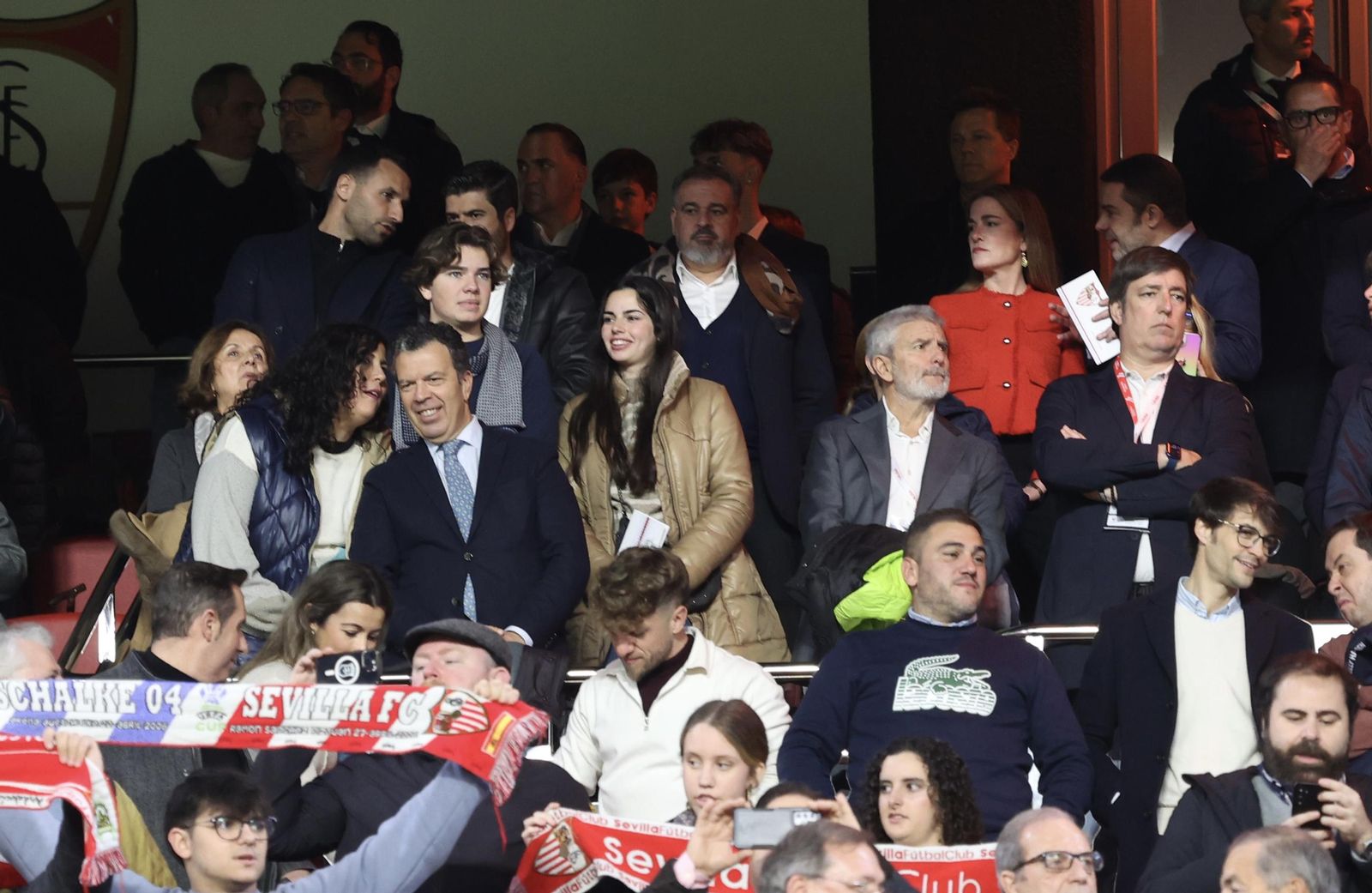 Búscate en el partido Sevilla Valencia