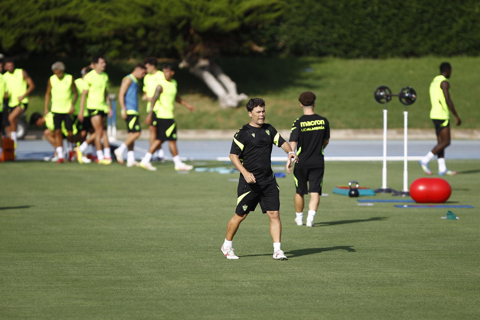 Primer entrenamiento de la Temporada 2025-2026 de la U.D. Almería, en imágenes