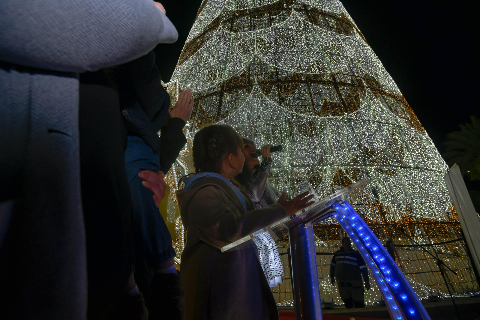 El encendido de la Navidad 2021 en el centro comercial Nevada Shopping, en imágenes
