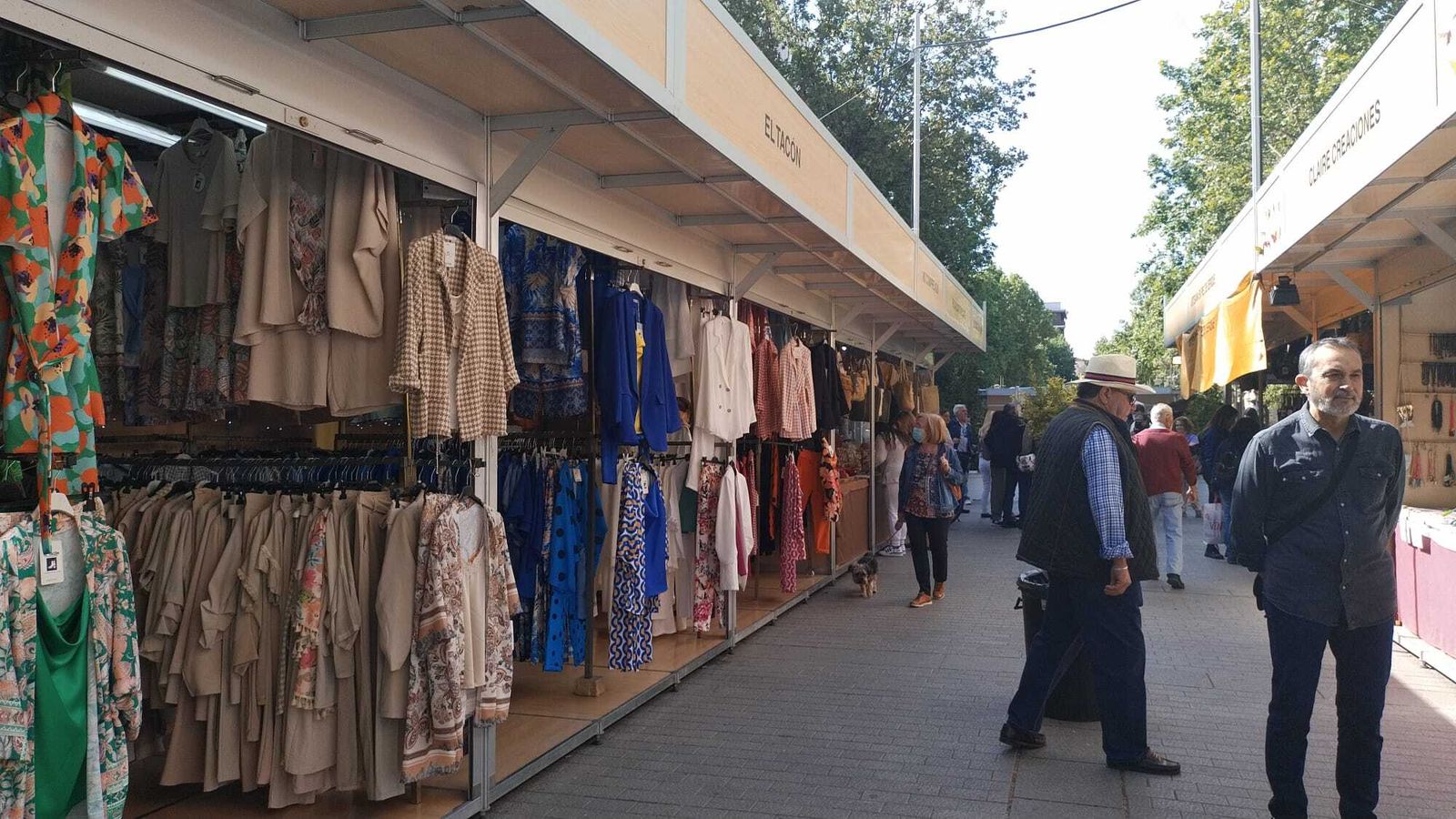 Algunos de los expositores del Mercado de la Primavera.