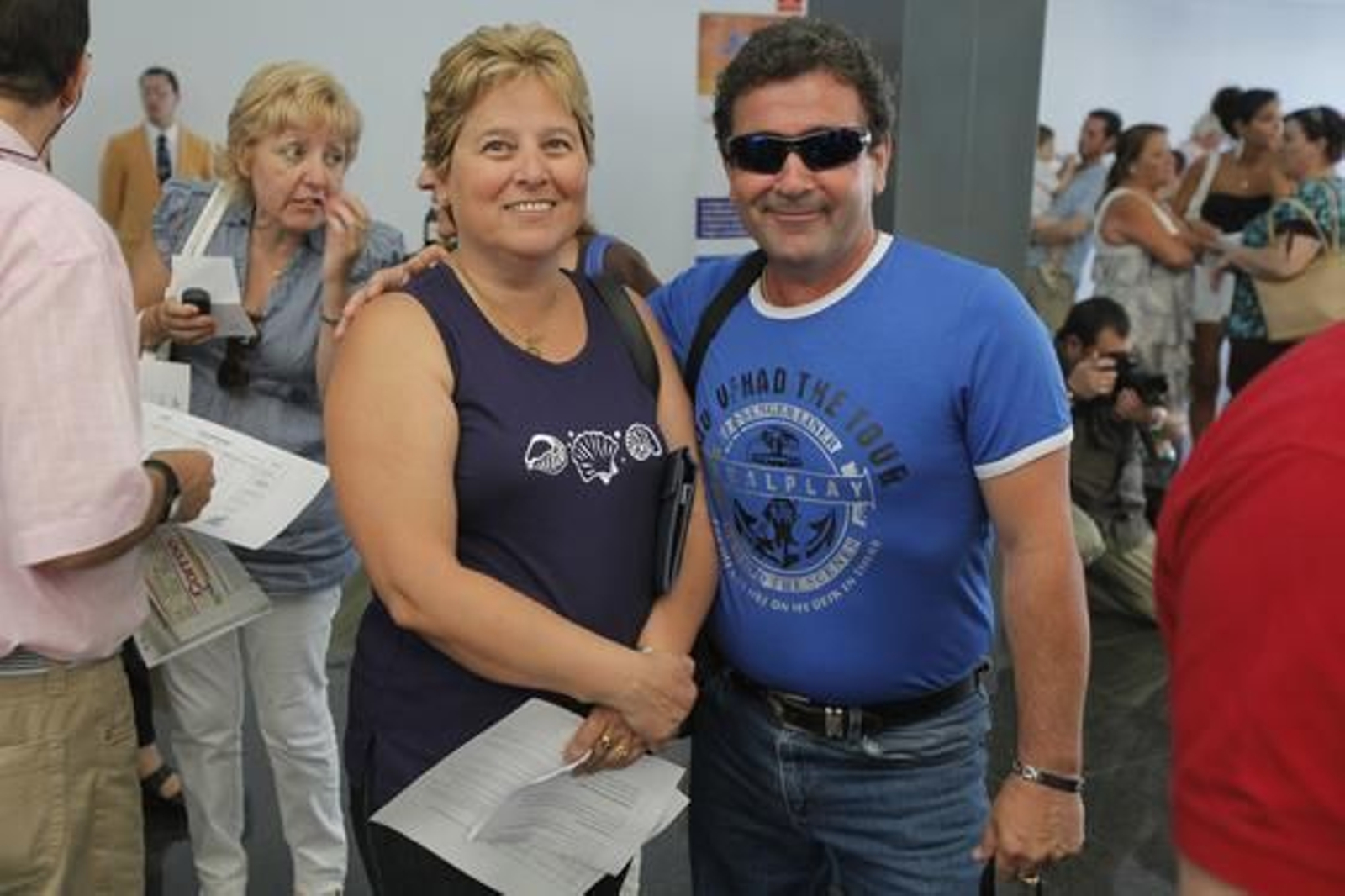 El muelle de Cádiz se estrena como puerto base e inaugura su nueva terminal de pasajeros con la salida del ´Grand Voyager´. 

Foto: Jesus Marin