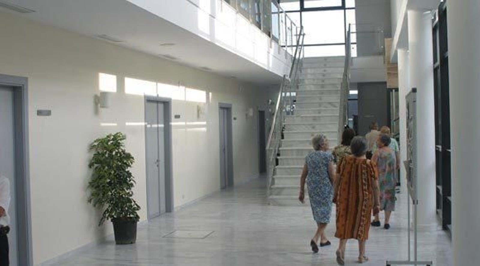 Vendedores piden el voto para el PP en Torreblanca prometiendo ayudas