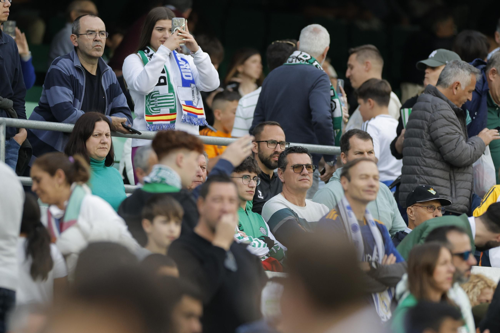 Búscate en las fotos del Betis - Real Madrid
