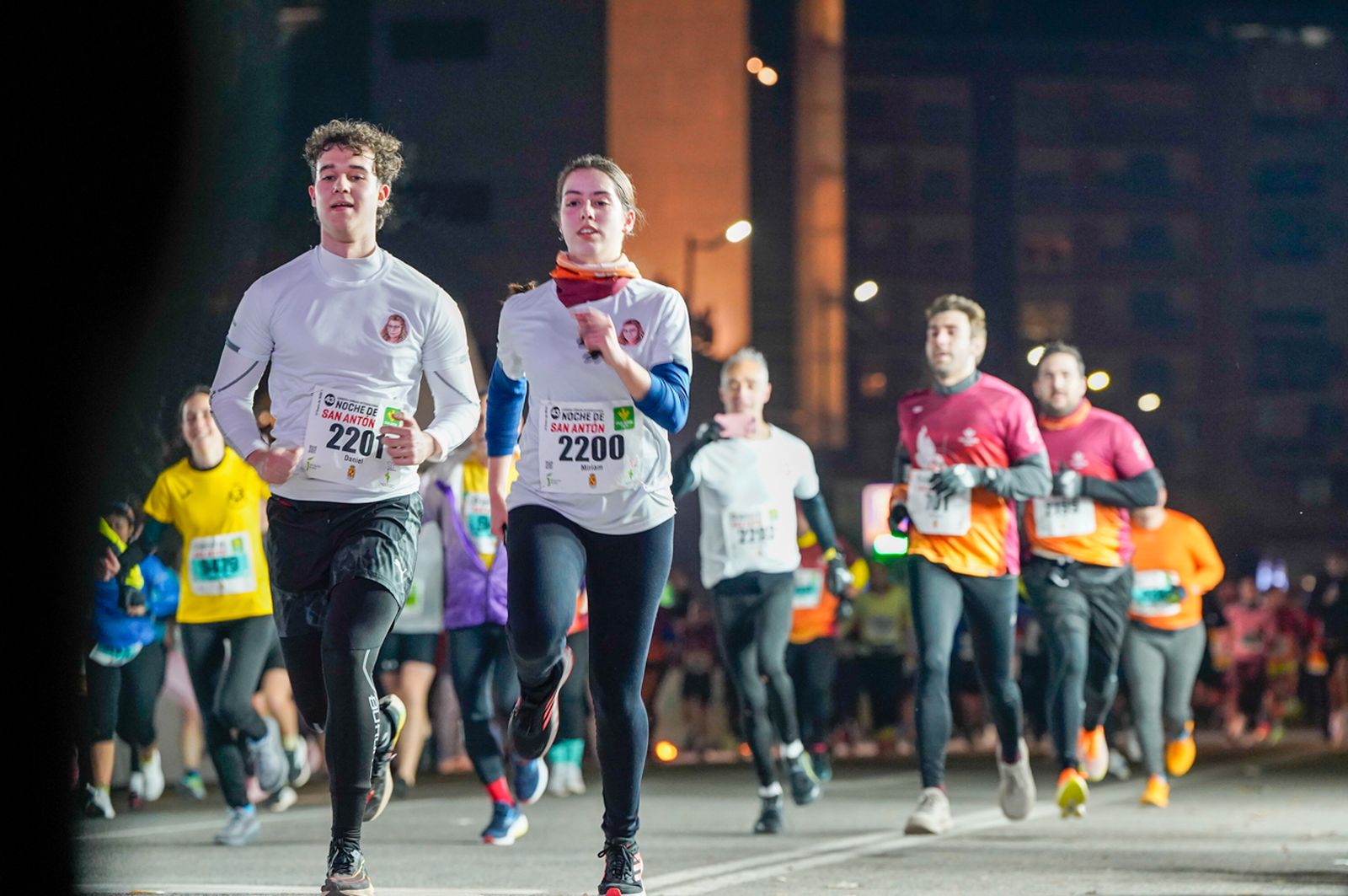 En imágenes: búscate en tu llegada a meta de la Carrera de San Antón 2026 (17)