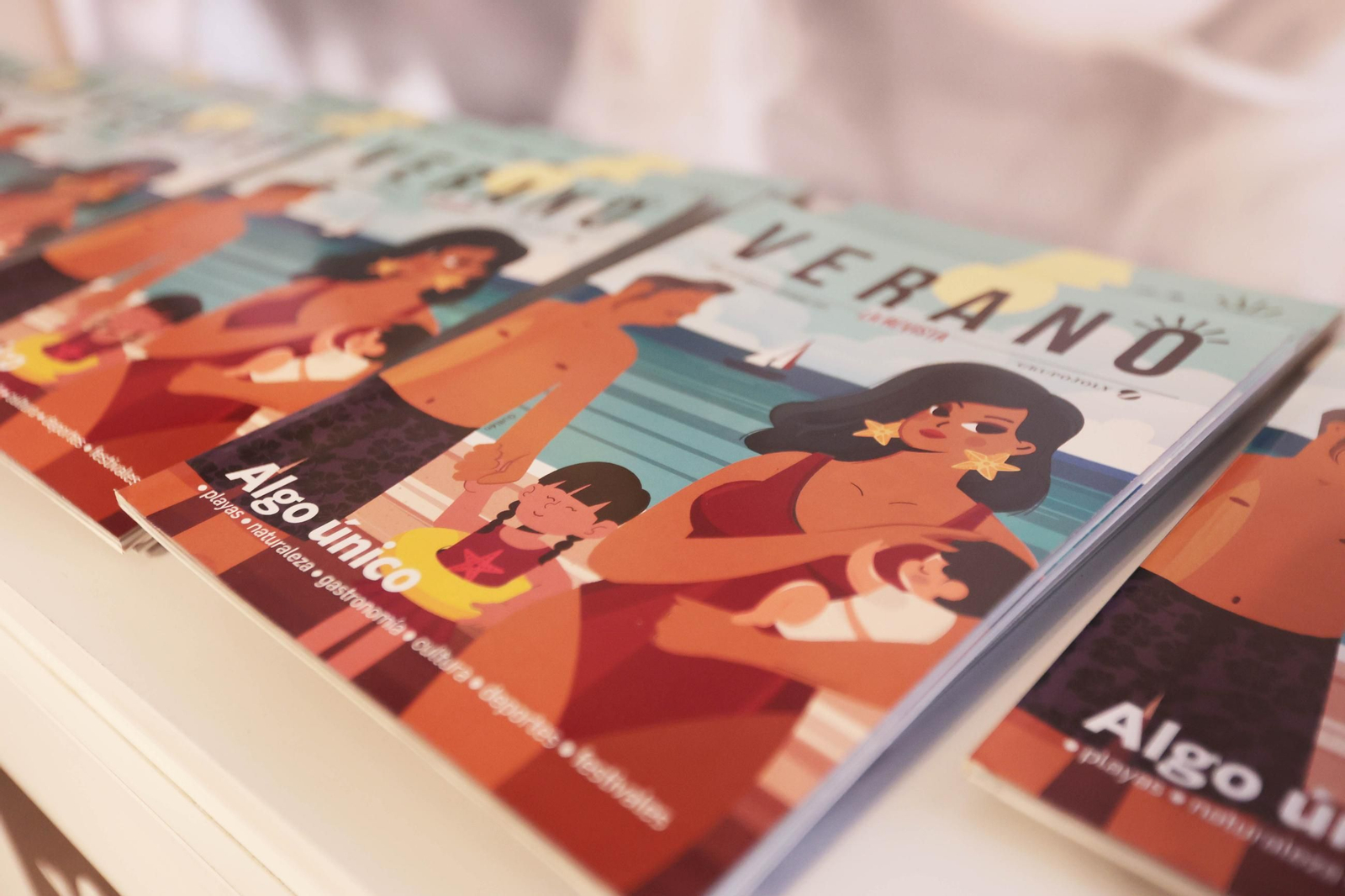 Imágenes de la presentación de la Revista del Verano de Diario de Jerez, Diario de Cádiz y Europa Sur