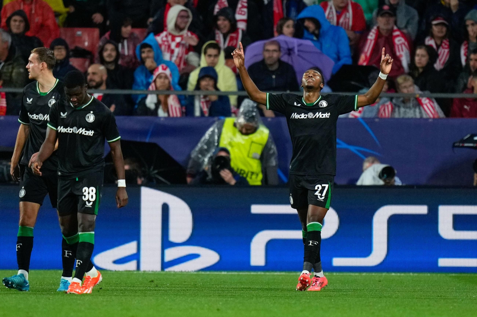 El Girona-Feyenoord de la Champions League, en fotos