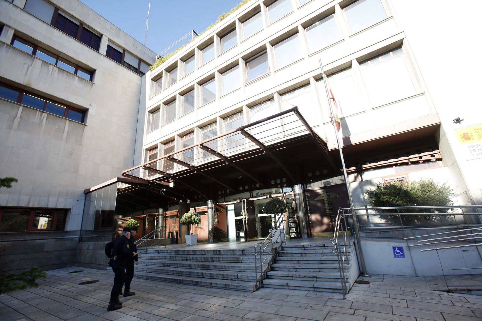 Imagen de la Delegación de la Agencia Tributaria de Granada.